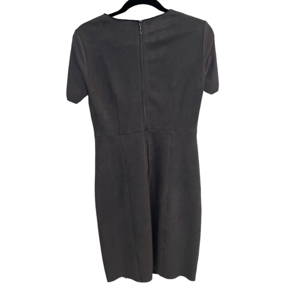 Elie Tahari - Faux Suede Short Sleeve Dress in Gray - Women’s Size 2 - Picture 5 of 7